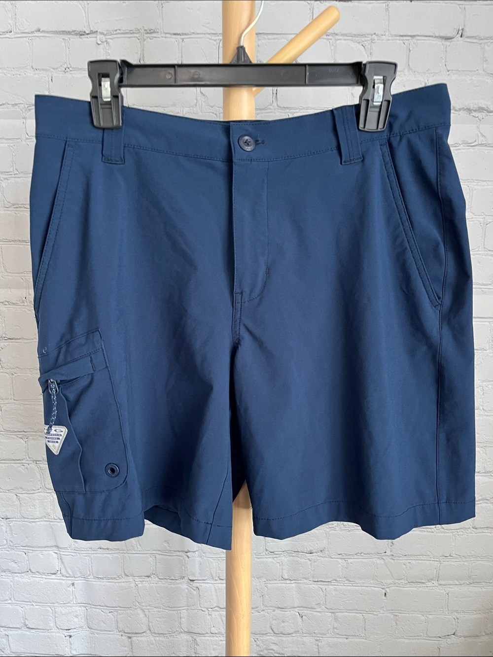 Columbia Men's Navy Cargo Shorts with Side Utility Pocket